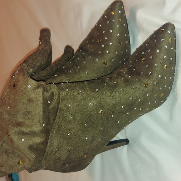 Bran new womens boots - Picture 2 of 13